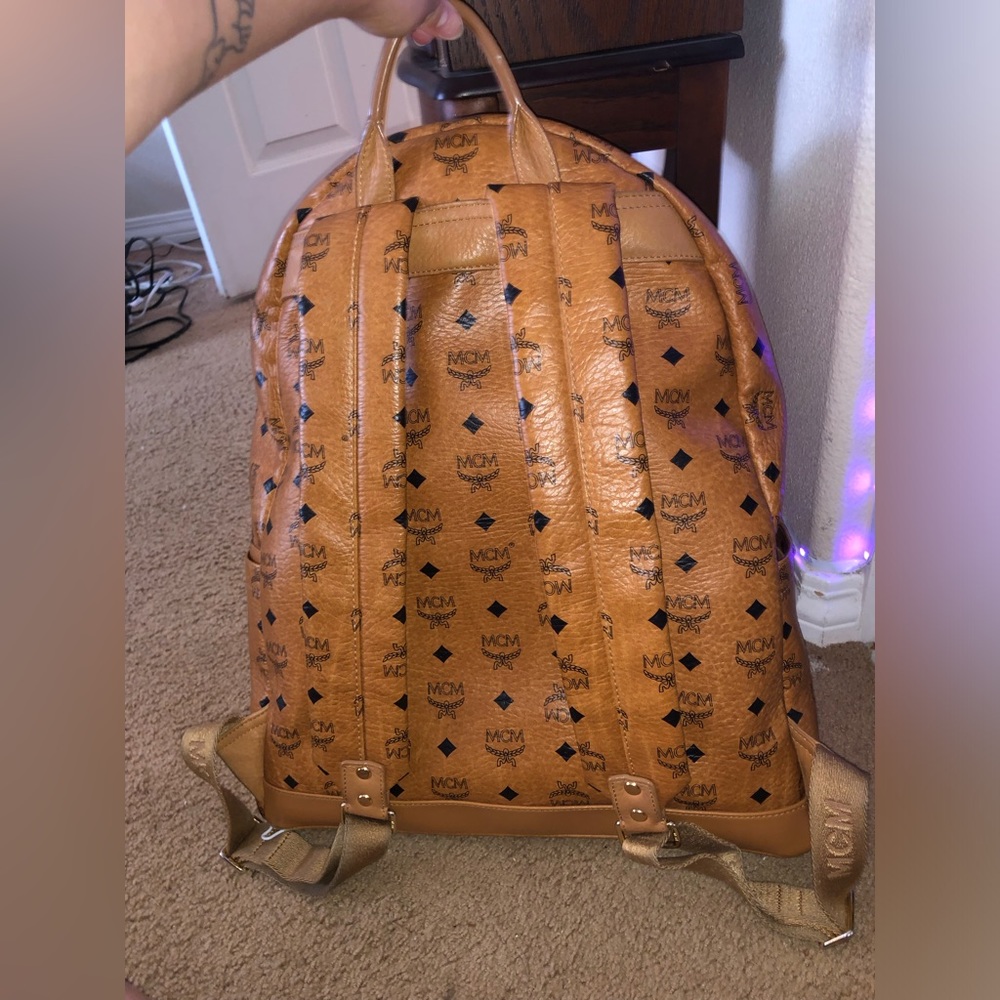 MCM backpack w authenticity card (shown in photos)